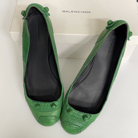 BALENCIAGA Leather Green Flats - Picture 9 of 9
